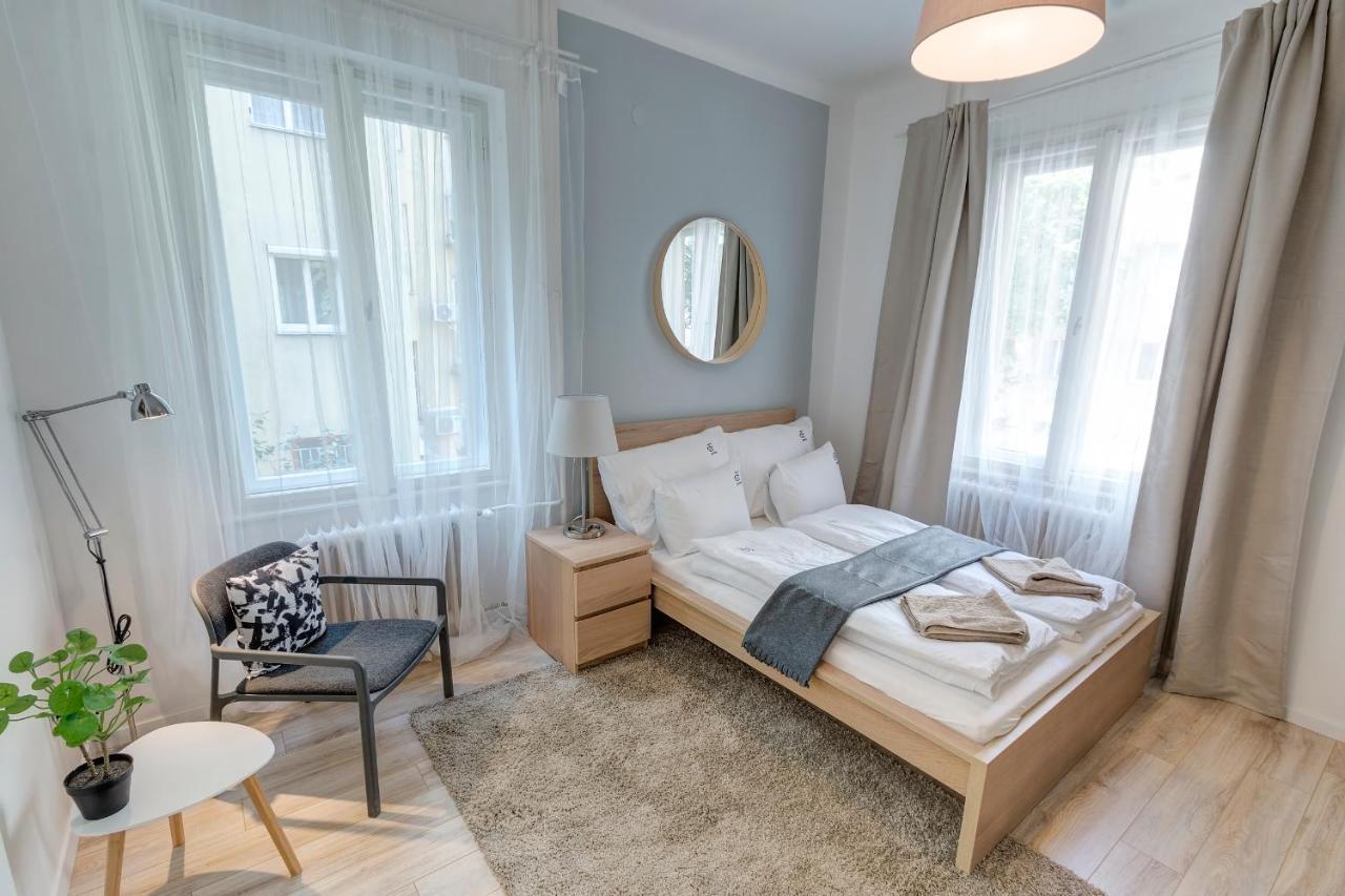 d.Five Gálya Apartment Budapeste Exterior foto